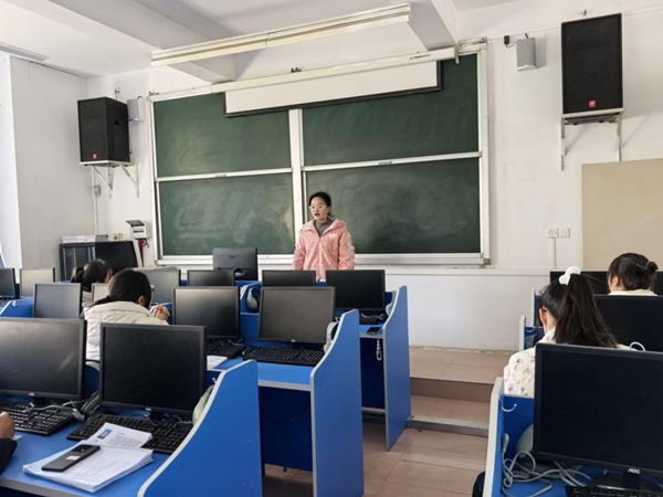黔南民族师范学院12.jpg