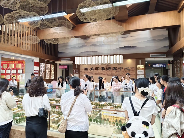 汉江师范学院1.jpg