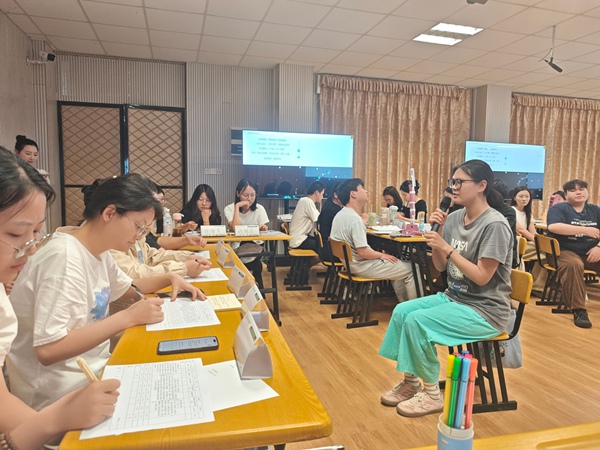 湖北文理学院1.jpg