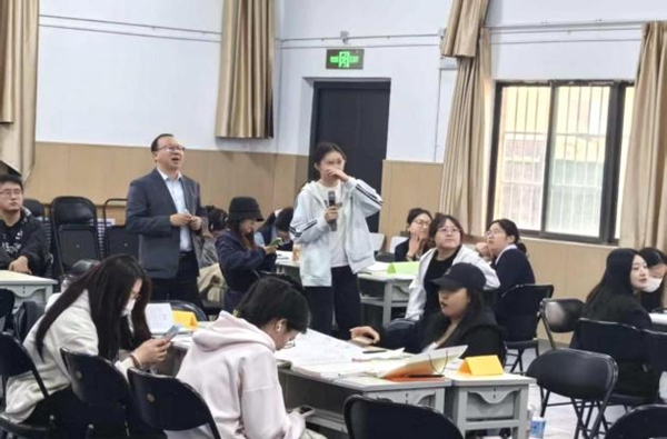 西京学院1.jpg